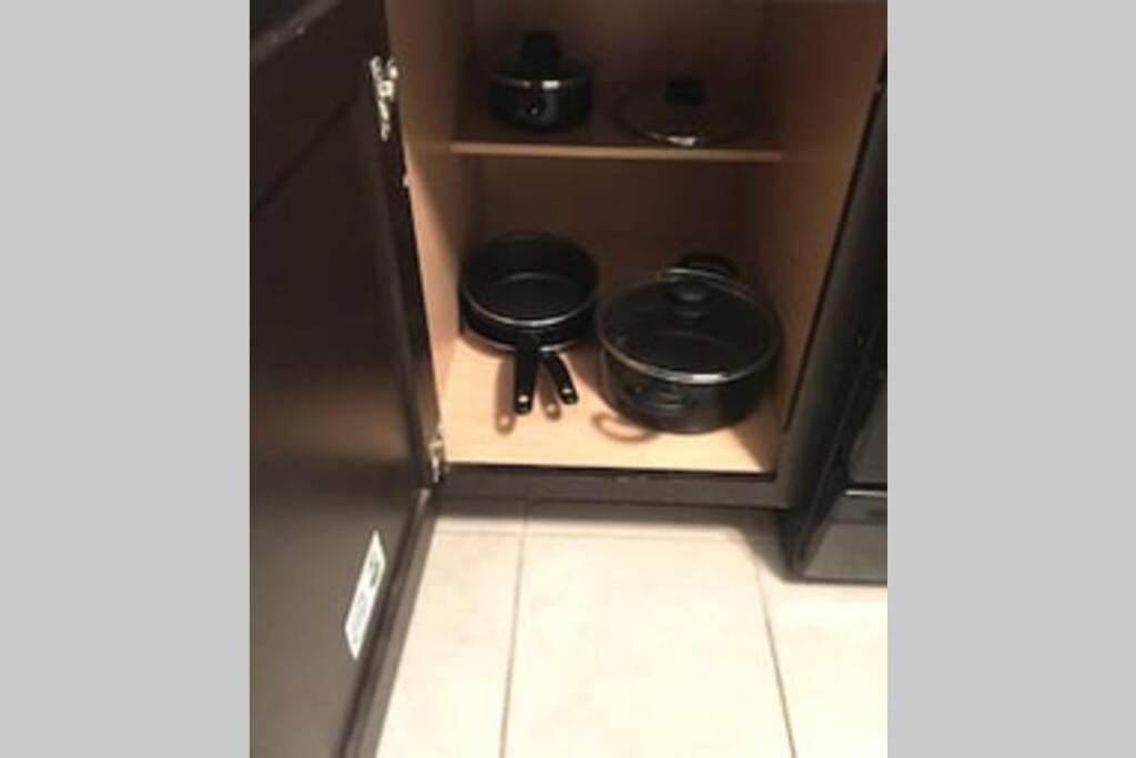 Entire Modern 2 Bedroom Apartment 시카고 외부 사진